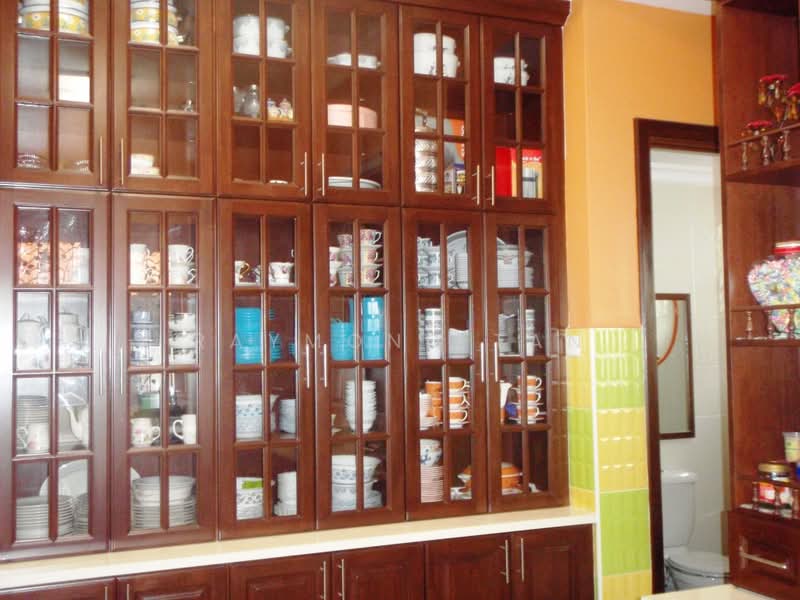 Rumah Berkembar untuk Dijual di Mutiara Damansara (Selangor) - Raymond Tan - Kitchen - PropertyGuru.com.my