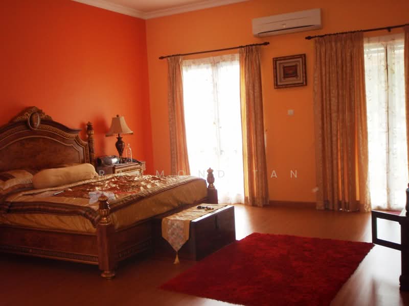 Rumah Berkembar untuk Dijual di Mutiara Damansara (Selangor) - Raymond Tan - Bedroom - PropertyGuru.com.my