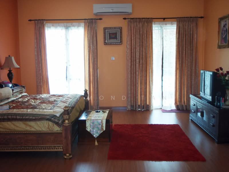 Rumah Berkembar untuk Dijual di Mutiara Damansara (Selangor) - Raymond Tan - Bedroom - PropertyGuru.com.my