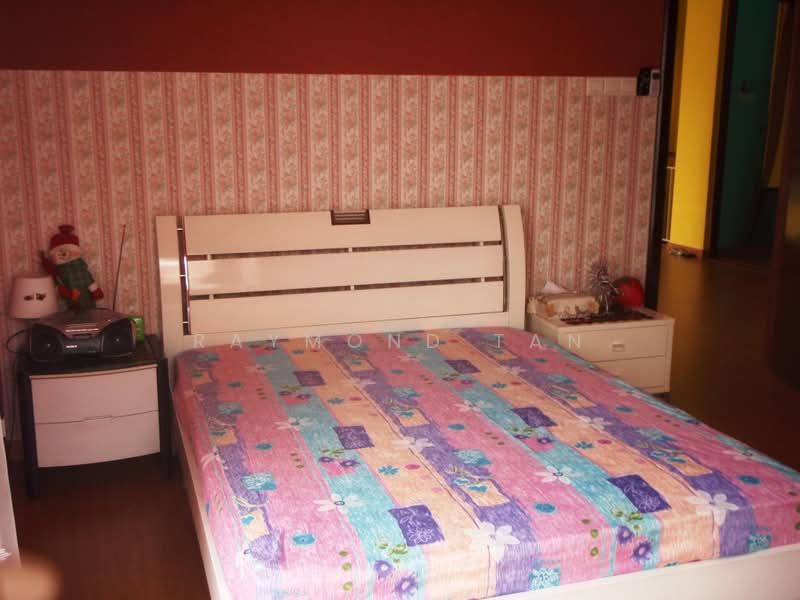 Rumah Berkembar untuk Dijual di Mutiara Damansara (Selangor) - Raymond Tan - Bedroom - PropertyGuru.com.my