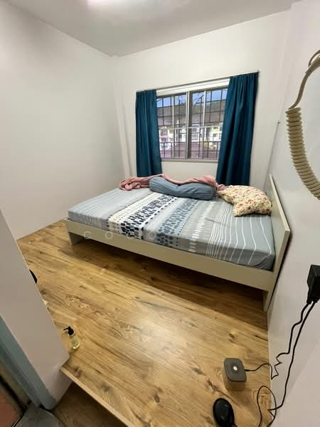 Pangsapuri untuk Dijual di Carnation Park - Coco Lee - Bedroom - PropertyGuru.com.my