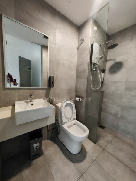 Servis Apartment untuk Disewa di Riveria City - Sammeane . - Bathroom - PropertyGuru.com.my