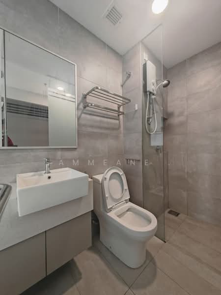 Servis Apartment untuk Disewa di Riveria City - Sammeane . - Bathroom - PropertyGuru.com.my