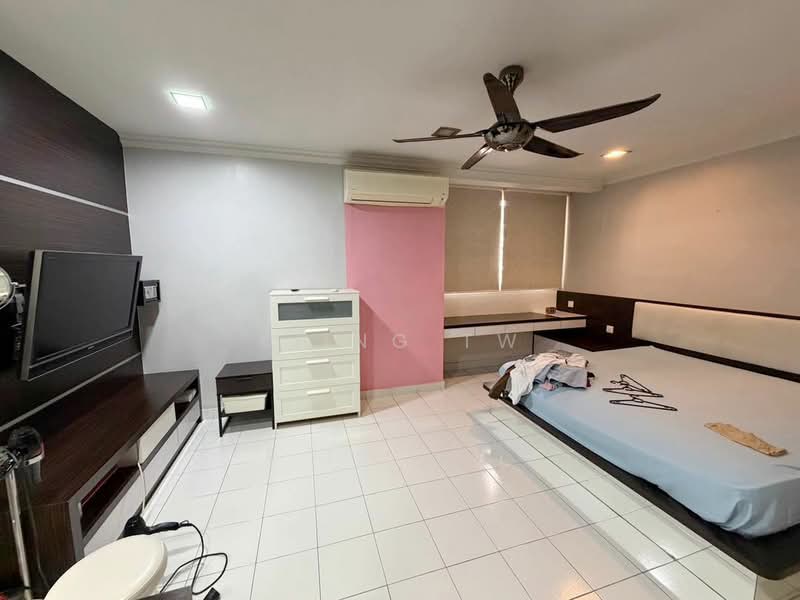 3-storey Terraced House for Sale in Laman Rimbunan (Kepong) - Kiing TW - Bedroom - PropertyGuru.com.my
