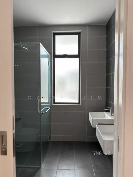 Semi-Detached House for Sale in Setia Utama (Setia Alam) - Cassey Lim - Bathroom - PropertyGuru.com.my