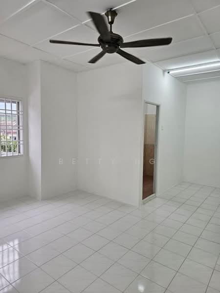 2-storey Terraced House for Sale in Taman Putri Kulai (Kulai) - Betty Ng - PropertyGuru.com.my