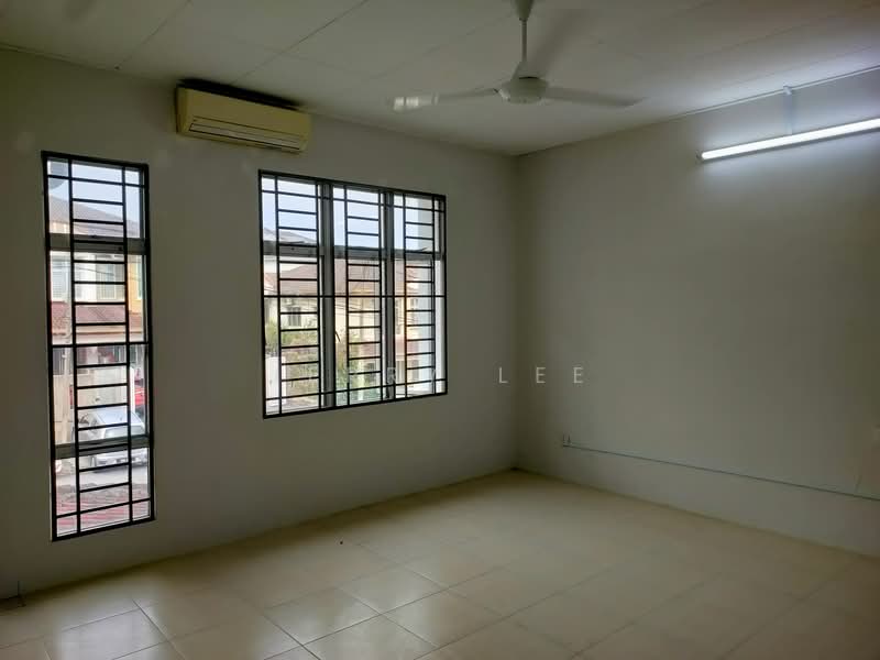 Rumah Berkembar untuk Disewa di Taman Puncak Jalil (Seri Kembangan) - Jerry Lee - PropertyGuru.com.my