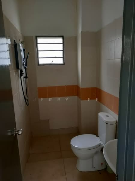 Rumah Berkembar untuk Disewa di Taman Puncak Jalil (Seri Kembangan) - Jerry Lee - PropertyGuru.com.my