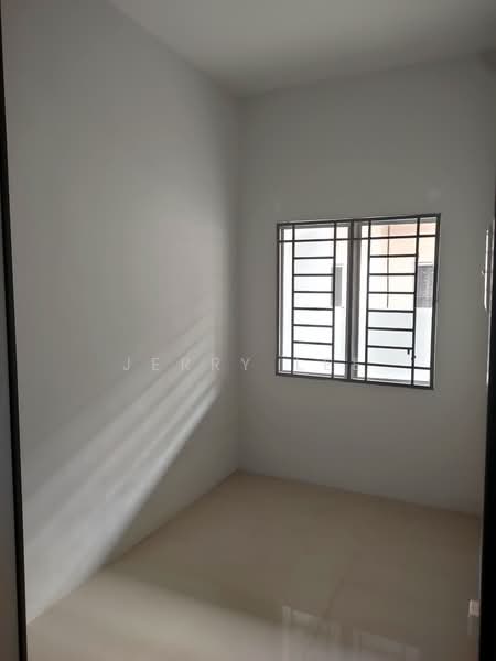 Rumah Berkembar untuk Disewa di Taman Puncak Jalil (Seri Kembangan) - Jerry Lee - PropertyGuru.com.my