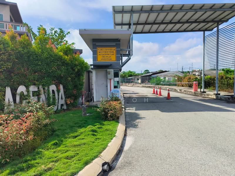 Semi-Detached House for Sale in Lukut (Port Dickson) - Min Goh - PropertyGuru.com.my