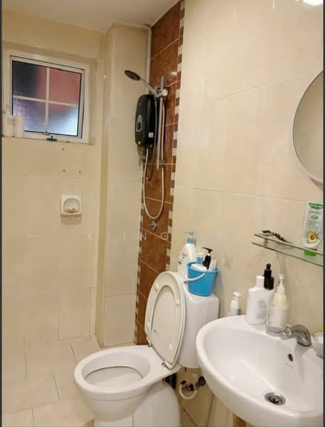 Rumah Teres 2.5 Tingkat untuk Dijual di Laman Rimbunan (Kepong) - Kiing TW - Bathroom - PropertyGuru.com.my