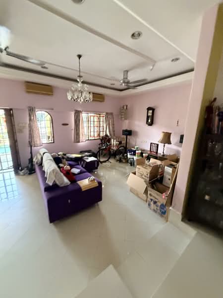 Rumah Teres 2 Tingkat untuk Dijual di Taman Maluri (Cheras) - Lewis Tam - Living Room - PropertyGuru.com.my