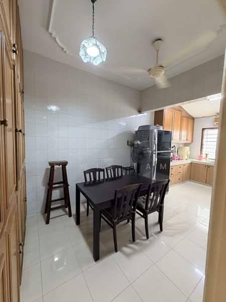 Rumah Teres 2 Tingkat untuk Dijual di Taman Maluri (Cheras) - Lewis Tam - Kitchen - PropertyGuru.com.my