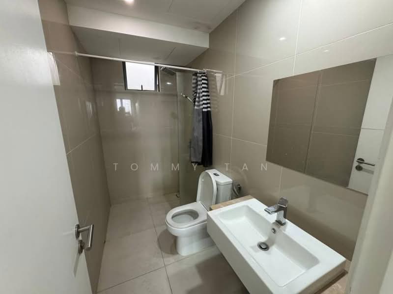 Servis Apartment untuk Disewa di United Point (Residensi Berpadu) - TOMMY TAN - Bathroom - PropertyGuru.com.my
