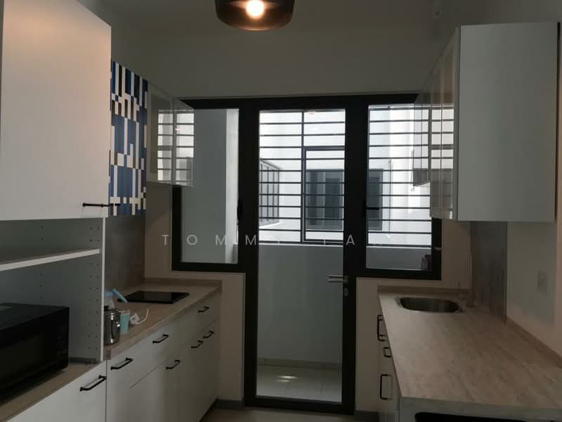 Servis Apartment untuk Disewa di United Point (Residensi Berpadu) - TOMMY TAN - Kitchen - PropertyGuru.com.my