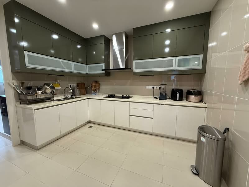 Condominium for Sale at Pavilion Hilltop - Louis Lim - Kitchen - PropertyGuru.com.my