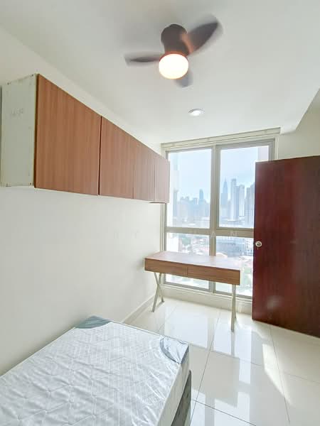 Servis Apartment untuk Disewa di Regalia Residence - Abby Chan - Bedroom - PropertyGuru.com.my