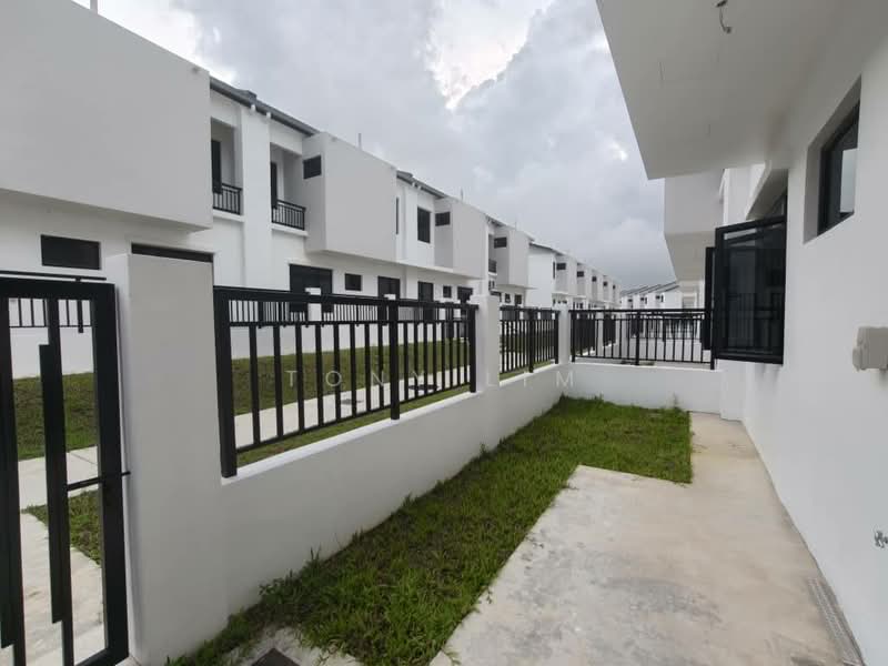 2-storey Terraced House for Rent in Leisure Farm (Gelang Patah) - Tony Lim - Exterior - PropertyGuru.com.my