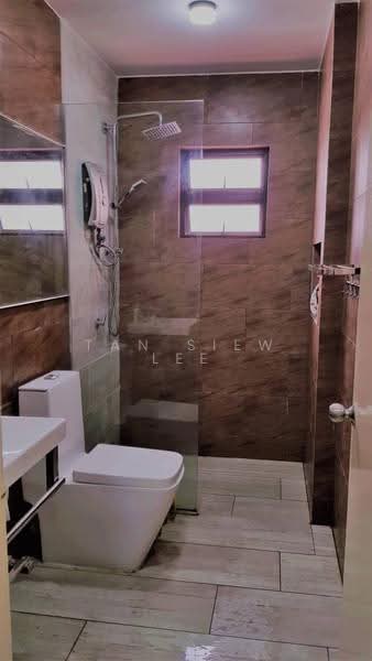 Rumah Bandar untuk Dijual di Sunway Damansara (Kota Damansara) - Tan Siew Lee - Bathroom - PropertyGuru.com.my