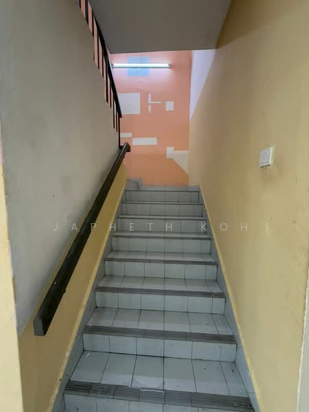 Rumah Teres 2 Tingkat untuk Dijual di Taman Desa Cemerlang (Ulu Tiram) - Japheth Koh - Corridor - PropertyGuru.com.my