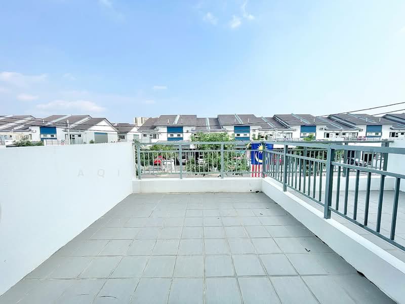 Townhouse for Sale in Dengkil (Selangor) - Aqillah Razali - Balcony - PropertyGuru.com.my