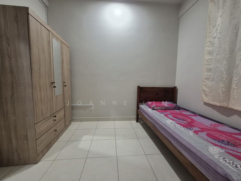 Pangsapuri untuk Disewa di Residensi Rumpun Bahagia (Residensi Melaka Tengah 1) - Joanne Lim - Bedroom - PropertyGuru.com.my