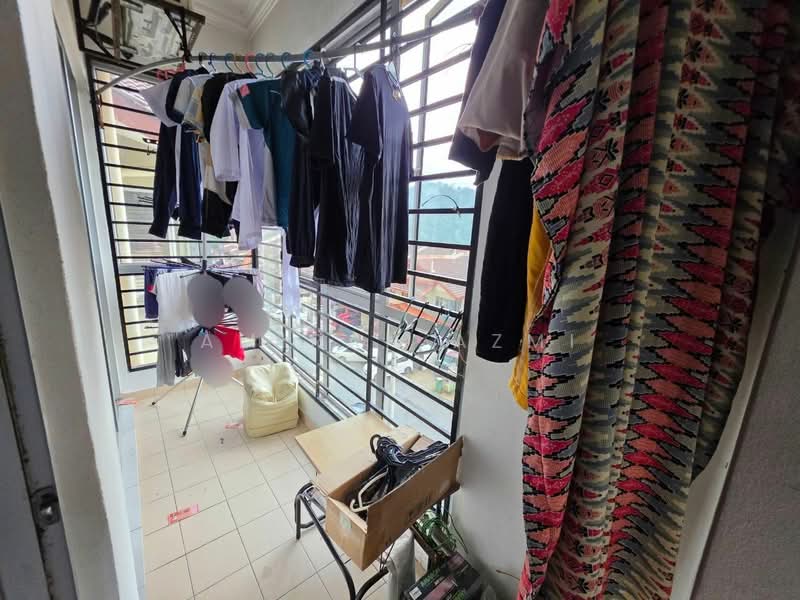 Rumah Bandar untuk Dijual di Batu Caves (Selangor) - Amirah Azmi - PropertyGuru.com.my
