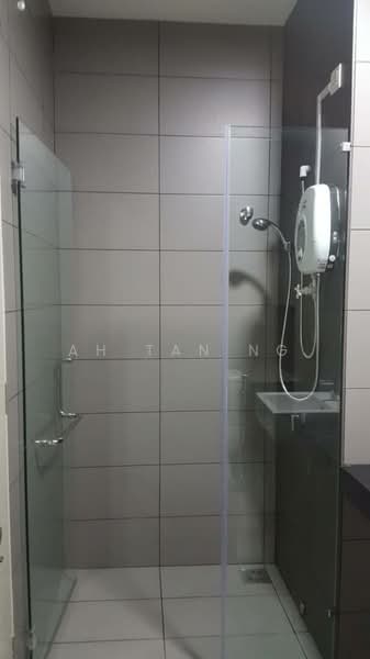 Townhouse for Rent in Puchong (Selangor) - Ah Tan Ng - Bathroom - PropertyGuru.com.my