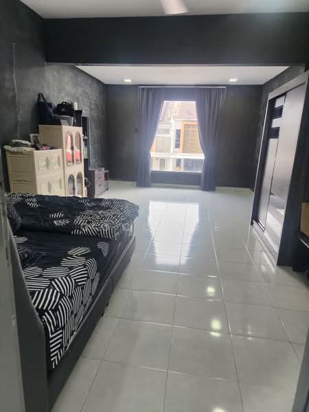 2-storey Terraced House for Sale in Bandar Tiram (Ulu Tiram) - Coco Lee - Bedroom - PropertyGuru.com.my