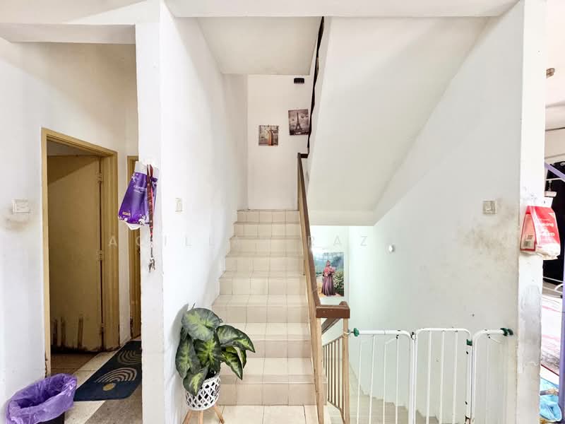 Rumah Teres 2.5 Tingkat untuk Dijual di Taman Puncak Jalil (Seri Kembangan) - Aqillah Razali - PropertyGuru.com.my
