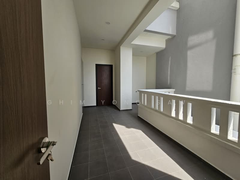 Kondominium untuk Dijual di Logan Residency (Logan Mansion) - Varian Saw - Corridor - PropertyGuru.com.my