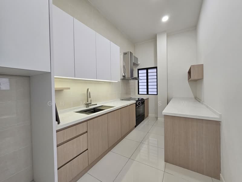 Kondominium untuk Dijual di Logan Residency (Logan Mansion) - Varian Saw - Kitchen - PropertyGuru.com.my