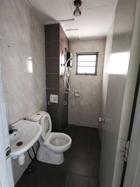 Kondominium untuk Dijual di One Damansara - PeiGee . - Bathroom - PropertyGuru.com.my