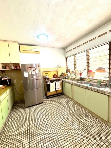 Bungalow for Sale in Seksyen 12 (Shah Alam) - Shiqin Saidin - Kitchen - PropertyGuru.com.my