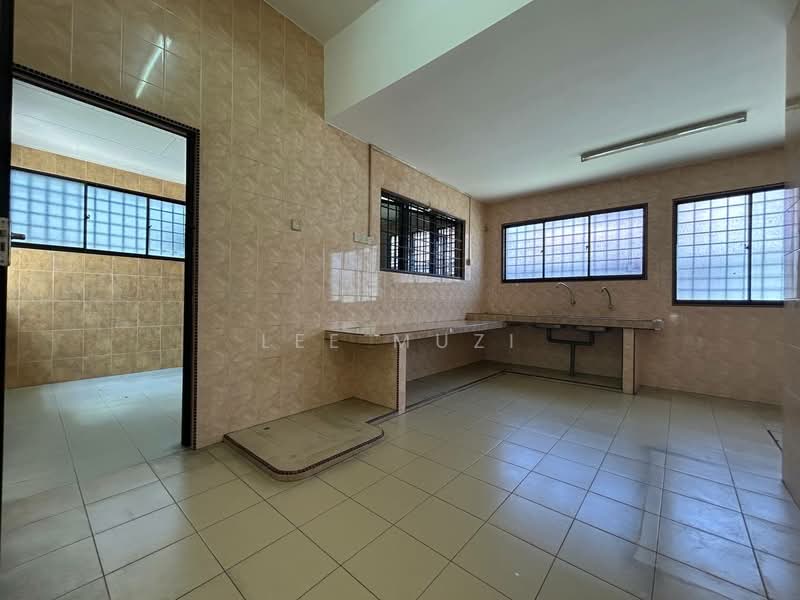 Rumah Kluster untuk Dijual di New Pasir Puteh (Ipoh) - Lee Muzi - Kitchen - PropertyGuru.com.my