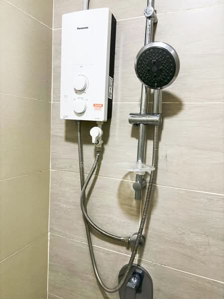 Kondominium untuk Disewa di Tropicana Bay Residences - Jerry Tan - Bathroom - PropertyGuru.com.my