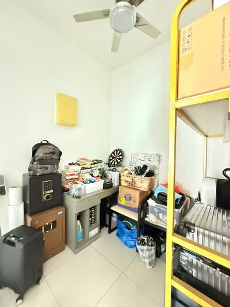 Servis Apartment untuk Dijual di Skysuites @ Meldrum Hills - Calvin Wong - Study - PropertyGuru.com.my