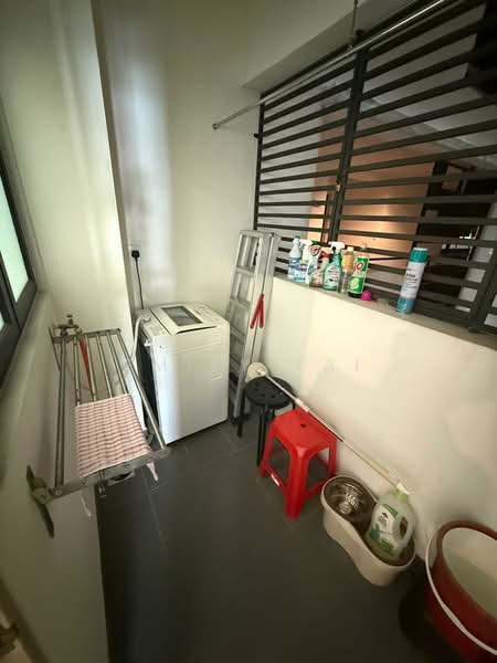 Servis Apartment untuk Disewa di Avantas Residences - Emily Tai - Balcony - PropertyGuru.com.my