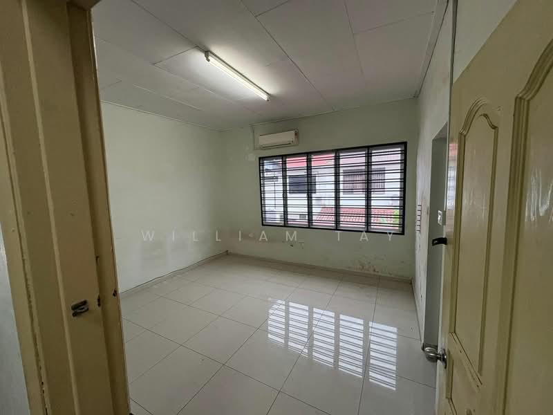 Rumah Teres 2 Tingkat untuk Dijual di Taman Pelangi (Johor Bahru) - William Tay - Interior - PropertyGuru.com.my