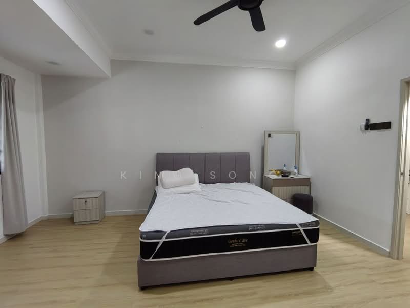 2-storey Terraced House for Sale in Taman Seri Selendang (Batu Berendam) - King Song - PropertyGuru.com.my