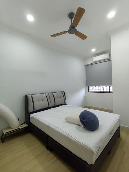 2-storey Terraced House for Sale in Taman Seri Selendang (Batu Berendam) - King Song - PropertyGuru.com.my