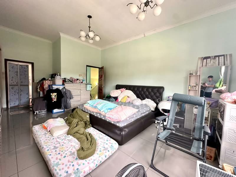 Rumah Banglo untuk Dijual di Bandar Putra (Kulai) - May Chong - Bedroom - PropertyGuru.com.my