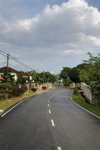 Rumah Banglo untuk Dijual di Bandar Putra (Kulai) - May Chong - Exterior - PropertyGuru.com.my