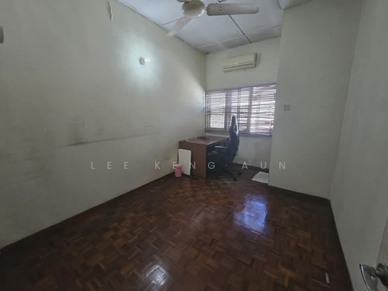 2-storey Terraced House for Rent in Taman Eng Ann (Klang) - Lee Keng Aun - Study - PropertyGuru.com.my