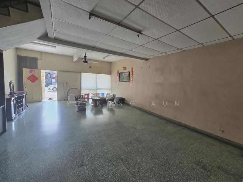 2-storey Terraced House for Rent in Taman Eng Ann (Klang) - Lee Keng Aun - Living Room - PropertyGuru.com.my