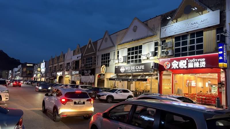 Kedai / Pejabat untuk Dijual di Batu Pahat (Johor) - Novan Loo - PropertyGuru.com.my