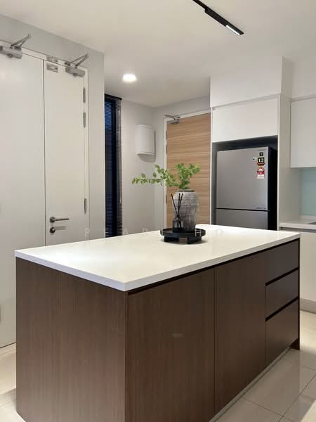 Servis Apartment untuk Disewa di The Sentral Suites - Pearl Ho - Kitchen - PropertyGuru.com.my