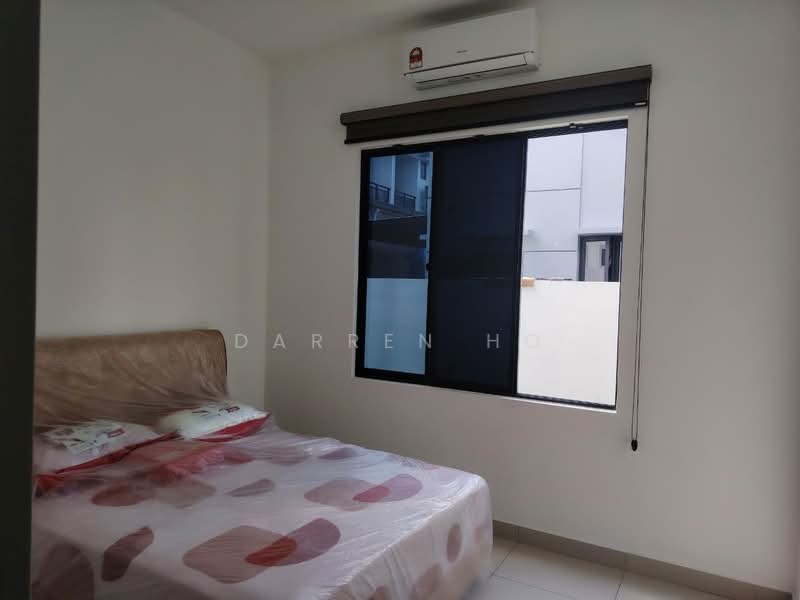Cluster House for Rent in Taman Kempas Indah (Tebrau) - Darren Ho - Bedroom - PropertyGuru.com.my