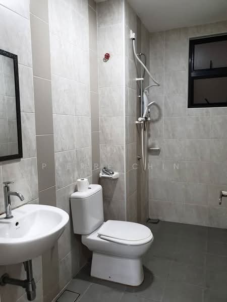 Servis Apartment untuk Disewa di Sky Breeze Service Apartment - Pierre Chin - Bathroom - PropertyGuru.com.my