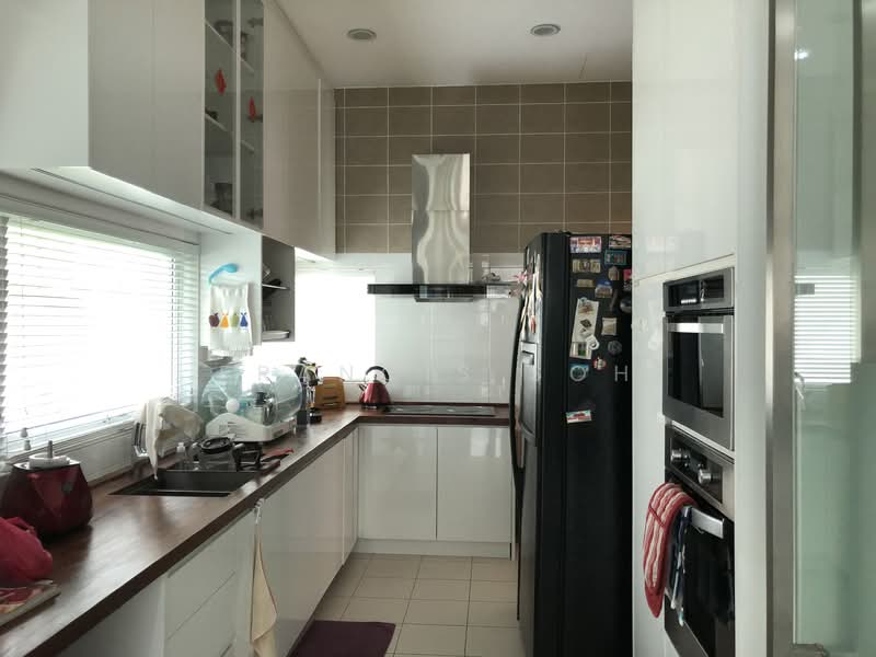 Rumah Berkembar untuk Dijual di Taman Damai Utama (Bandar Kinrara) - Francis Soh - Kitchen - PropertyGuru.com.my